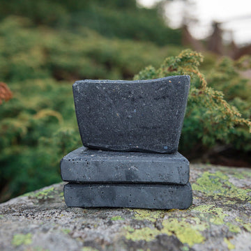 Сапун Активен въглен с чаено дърво